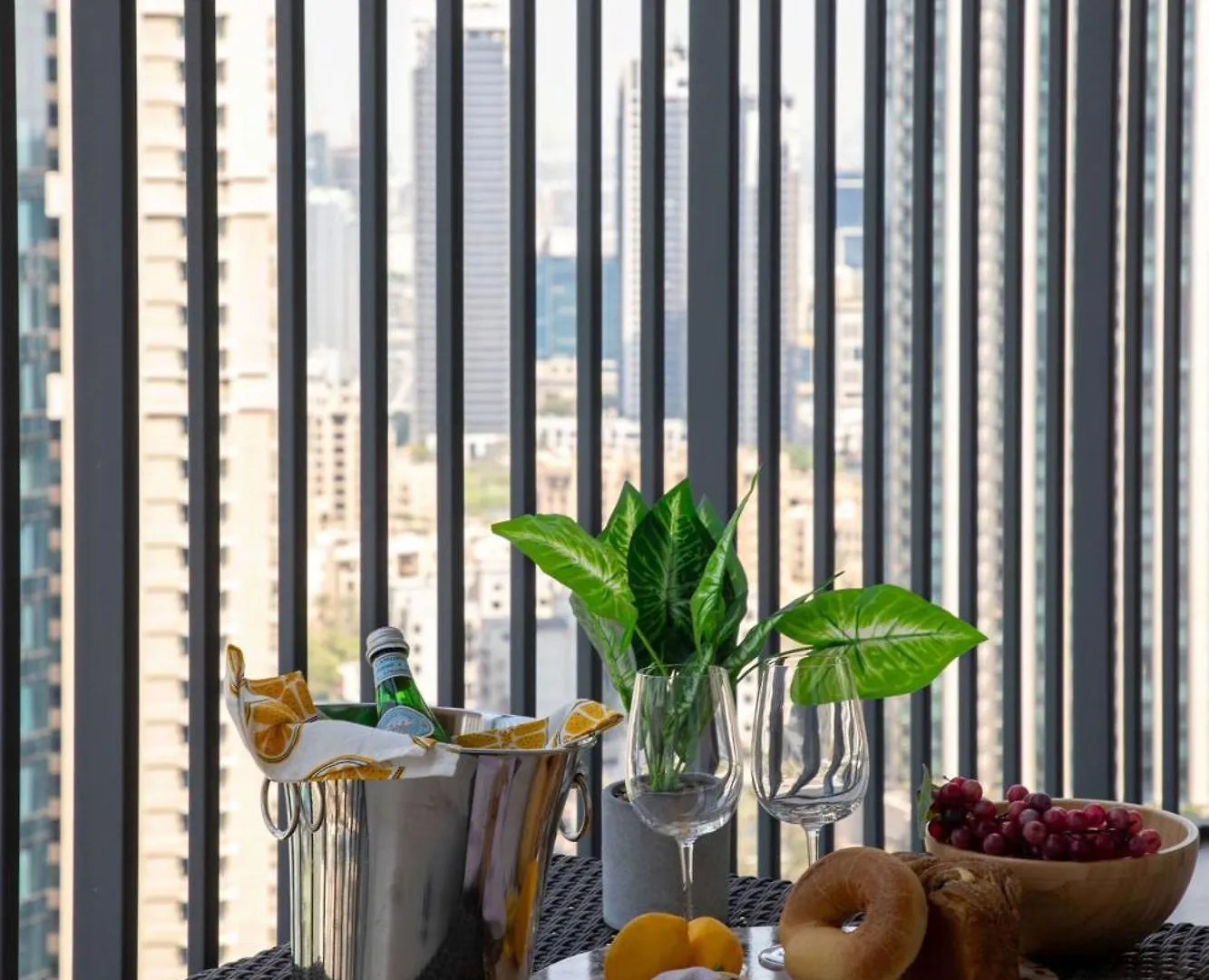 Appartamento Frank Porter - Boulevard Heights Dubai